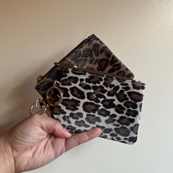 Custom made wristlet wallets. - Picture 4 of 9